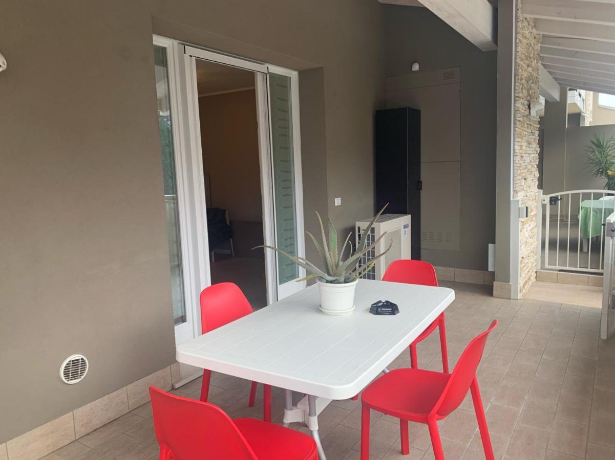 Le Noir Appartment 페스키에라델가르다 외부 사진
