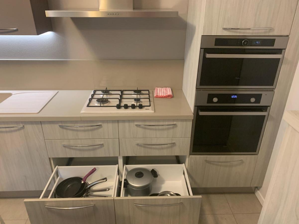 Le Noir Appartment 페스키에라델가르다 외부 사진