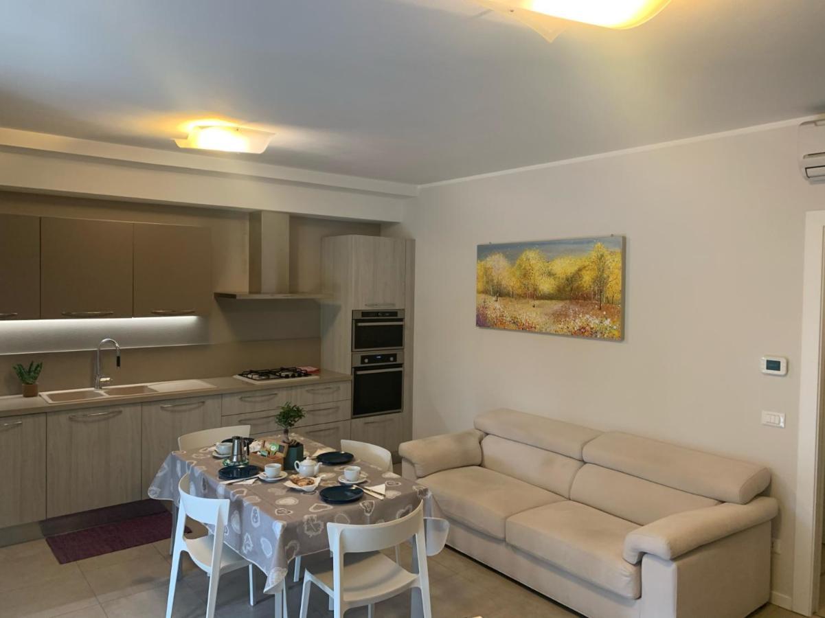 Le Noir Appartment 페스키에라델가르다 외부 사진